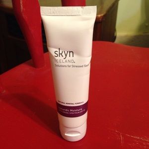 Skyn Iceland Icelandic Moisture