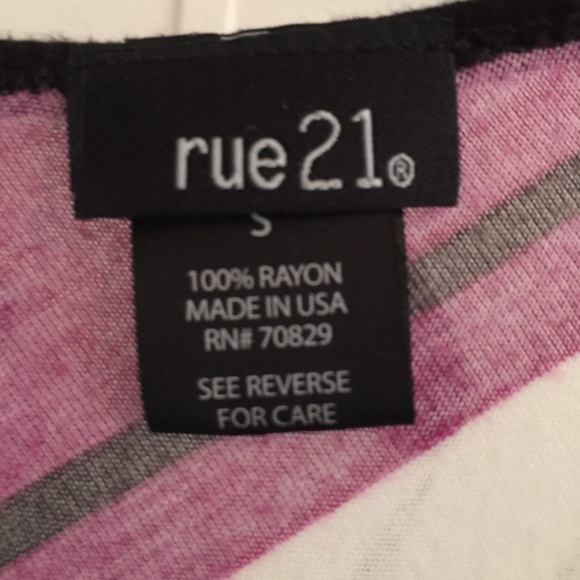 Off Shoulder Top - Picture 4 of 4