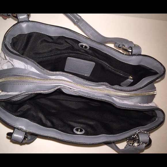 Coach shoulder bag - Picture 2 of 4