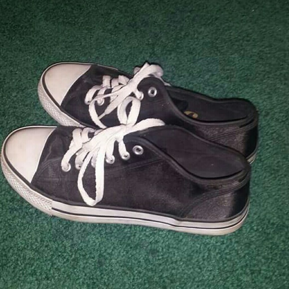 Twiggy converse - Picture 2 of 3