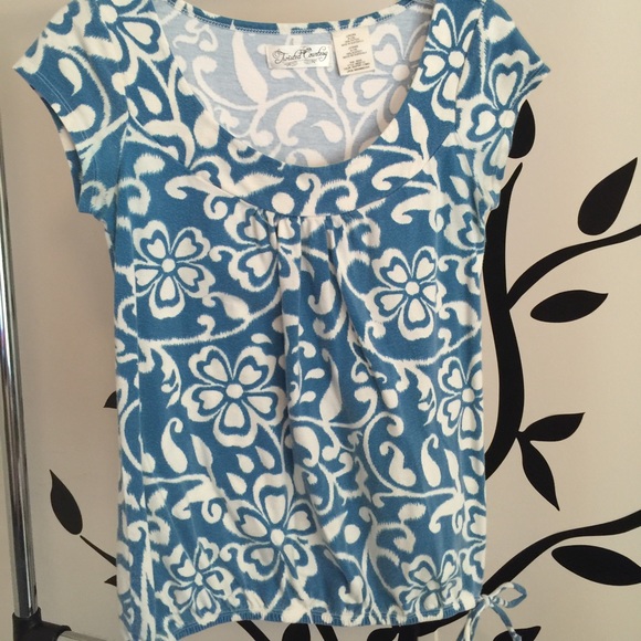 Spring Shirt - Picture 2 of 4