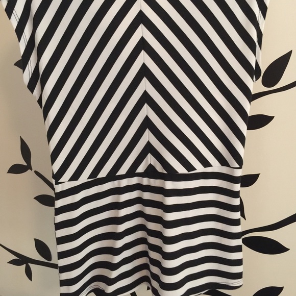 Dressy blouse - Picture 3 of 4