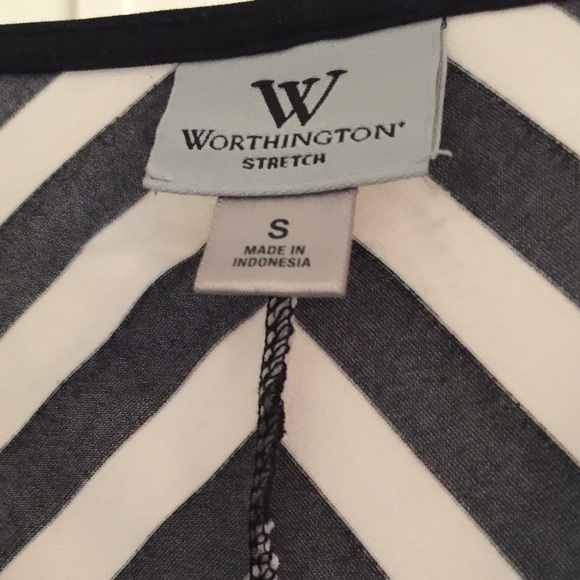 Dressy blouse - Picture 4 of 4