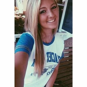 Meet your Posher, Alexis