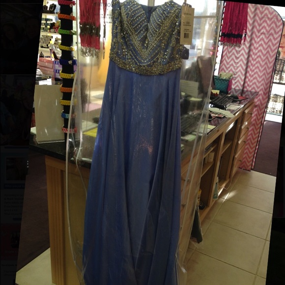 Prom Dress Size 2, Only worn once, Never altered