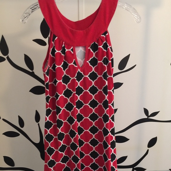 Red and Black Dress - Picture 4 of 4