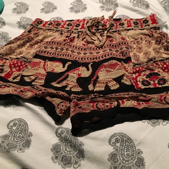 Elephant print short