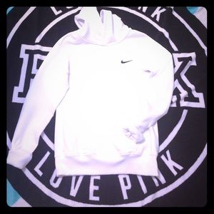 White nike therma fit sweatshirt -NAME YOUR PRICE!