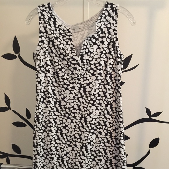 White flower dress - Picture 2 of 4