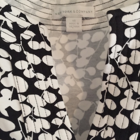 White flower dress - Picture 4 of 4