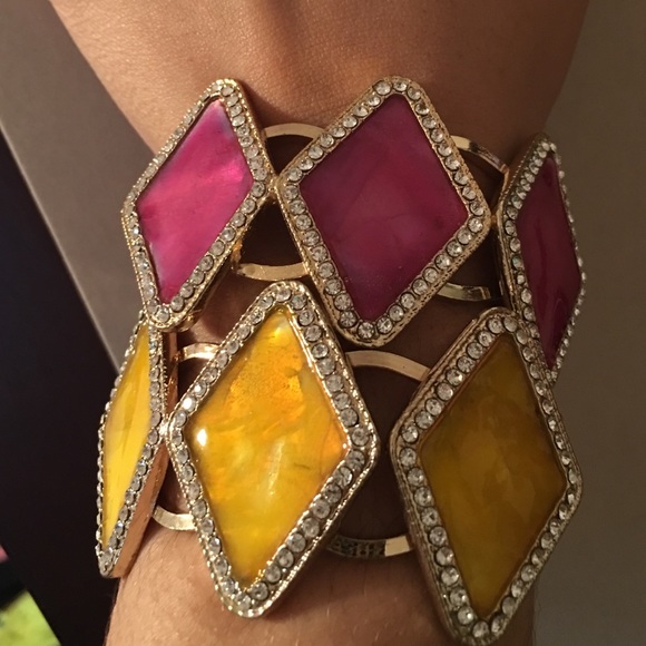 2 bracelets