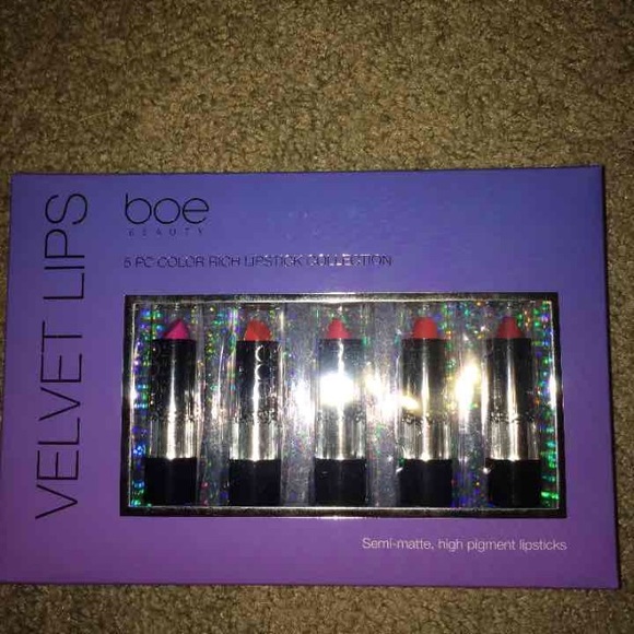 NEW Lipstick Set