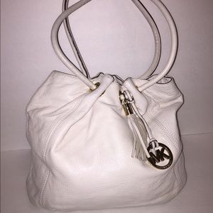 Michael kors shoulder white bag