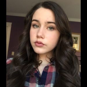 Meet your Posher, Isabelle