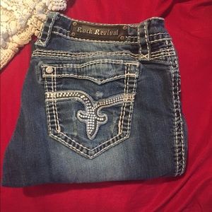Women's size 31 Rock Revivals
