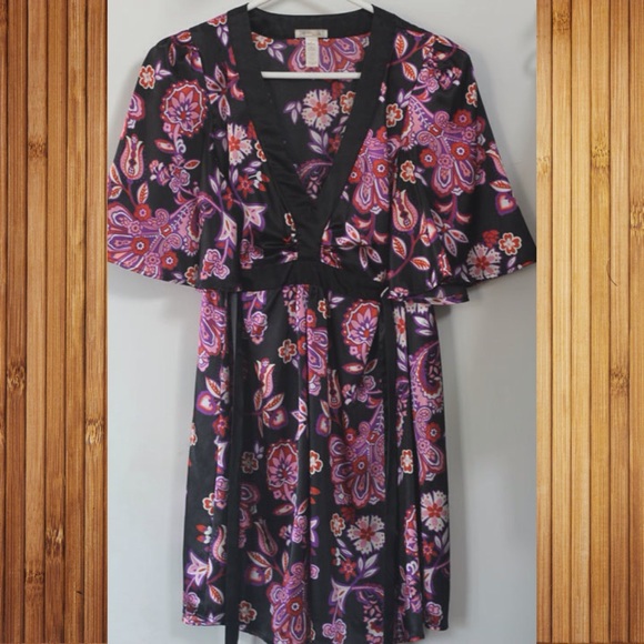 Silky Floral Tunic - Picture 2 of 3