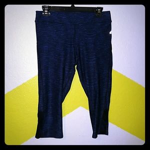 REEBOK Crop bottoms
