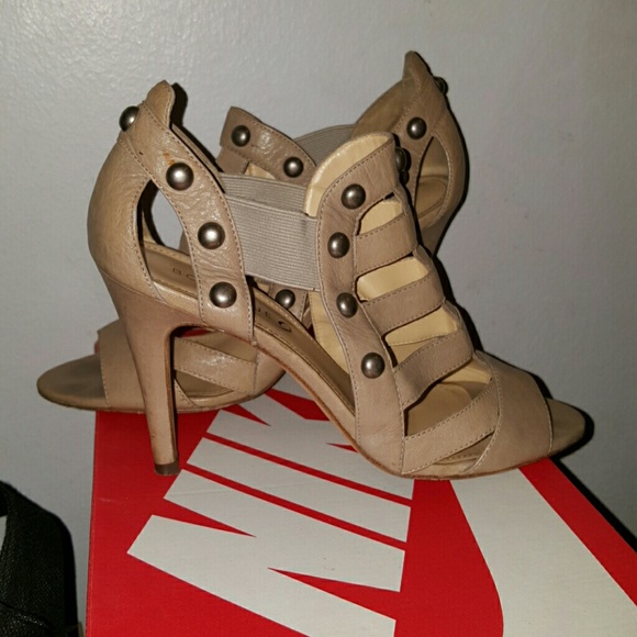 Boutique 9 Grey Leather heeled sandals