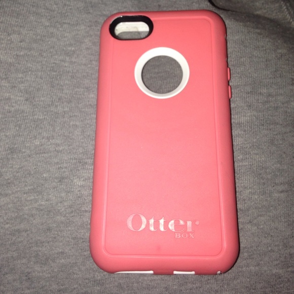 iPhone 5c otter box case