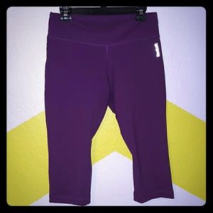 REEBOK Crop bottoms