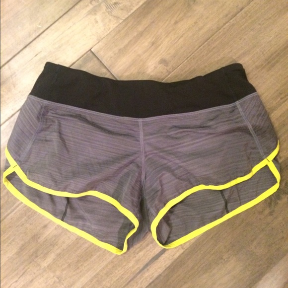 lululemon athletica Other - Lululemon speed shorts size 6