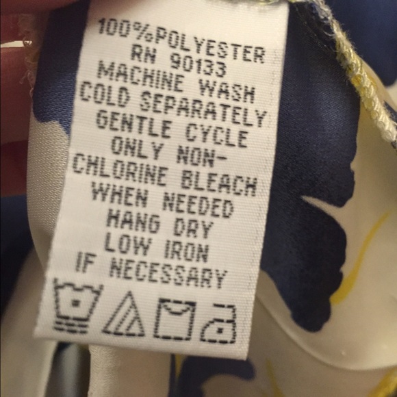 My favorite spring shirt - Picture 4 of 4