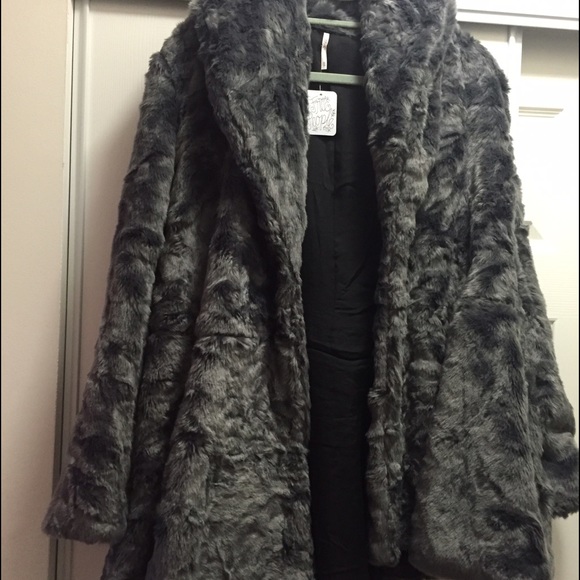 Faux Fur Bliss Coat - Picture 3 of 3