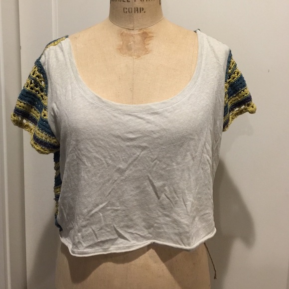 Free People Sweater-Tee. Cropped