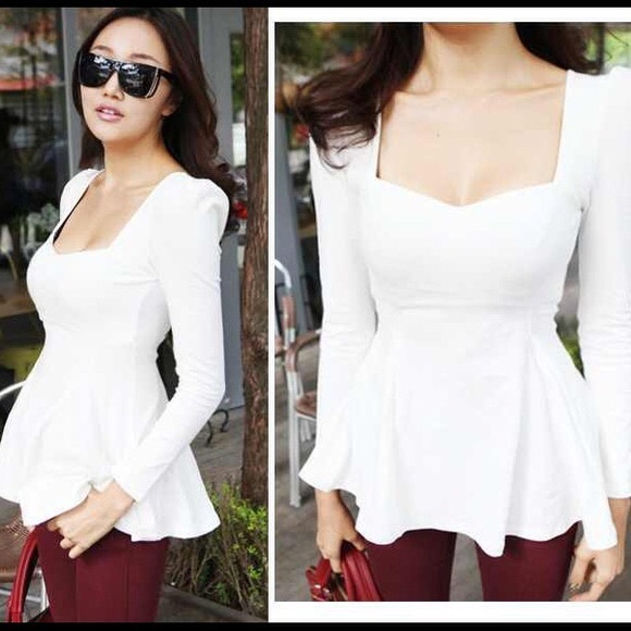 🎈Sold🎈White peplum top