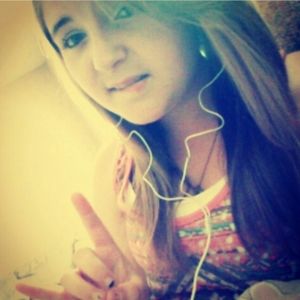 Meet your Posher, Jasmine