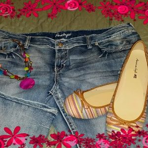 WOMAN'S SIZE 24 JEANS