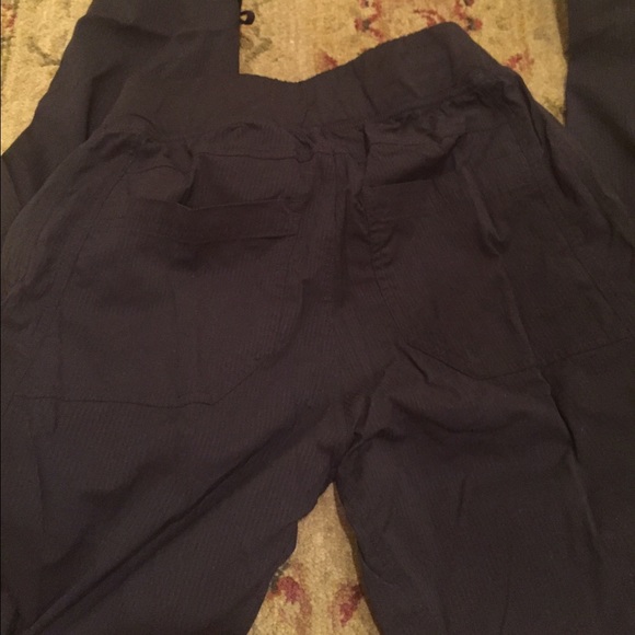 Lululemon pants - Picture 2 of 4