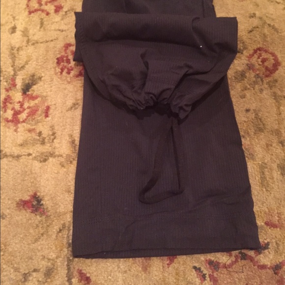 Lululemon pants - Picture 3 of 4