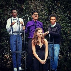 Meet your Posher, Manuel