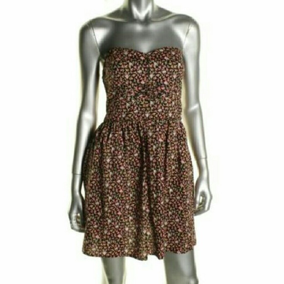 BeBop | NWT black floral casual strapless dress