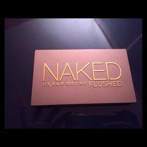 Urban Decay Naked Flushed palette