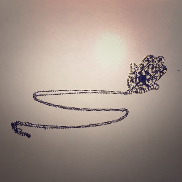 Hamsa hand necklace never worn