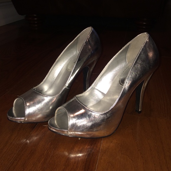 Silver prom heels