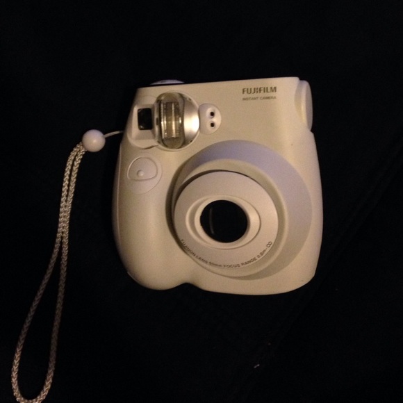 Fuji-film Instax mini 7s