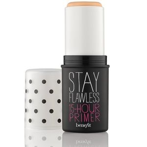 benefit primer STAY FLAWLESS
