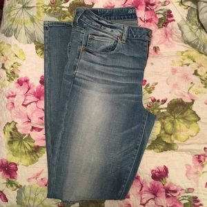 American eagle high waisted jeans