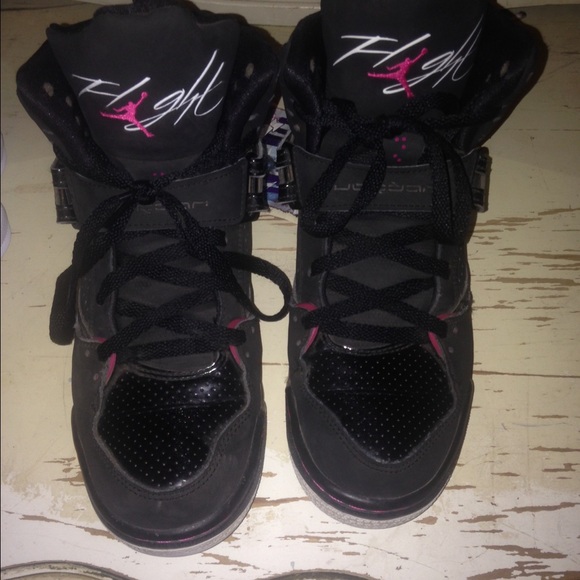 Selling  air Jordan's