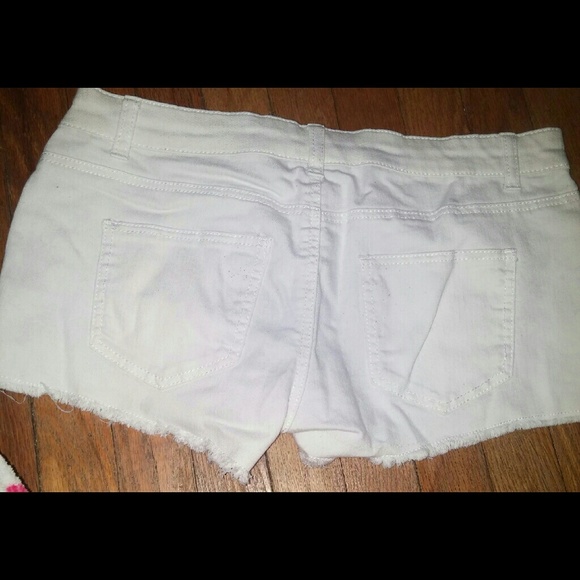 Shorts - Picture 2 of 2