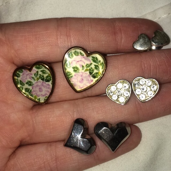 ❤️Heart❤️ shaped Earrings!!