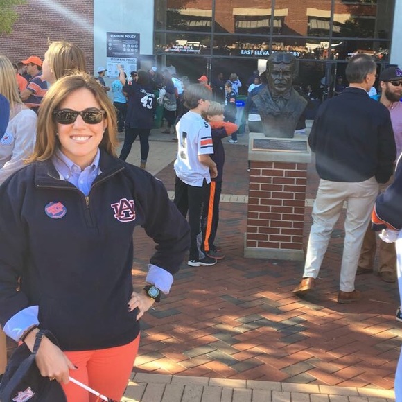 Meet your Posher, Kellie - Picture 2 of 3