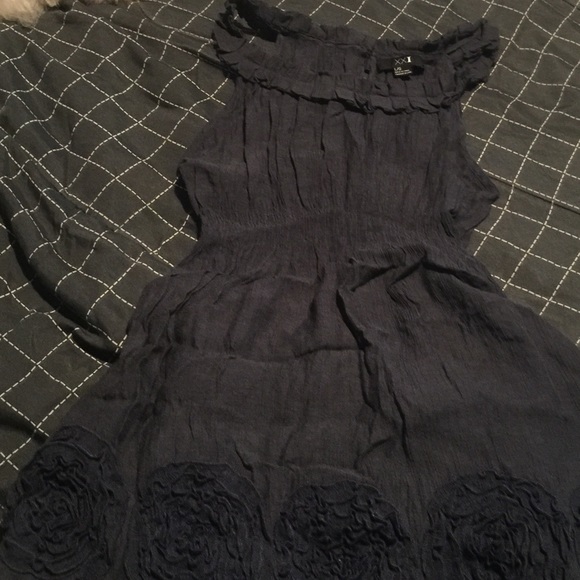 Navy tank top w/ fabric flowers at bottom