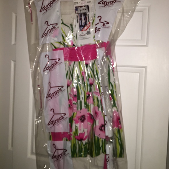 Bright Spring Dress-size 7 - Picture 3 of 3