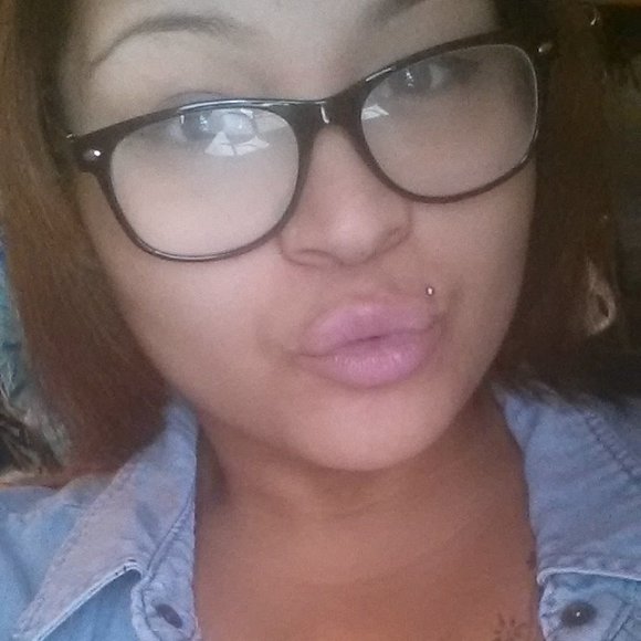 Meet your Posher, Candy