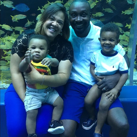 Meet your Posher, Selena - Picture 4 of 4