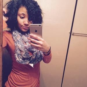 Meet your Posher, Jasmine